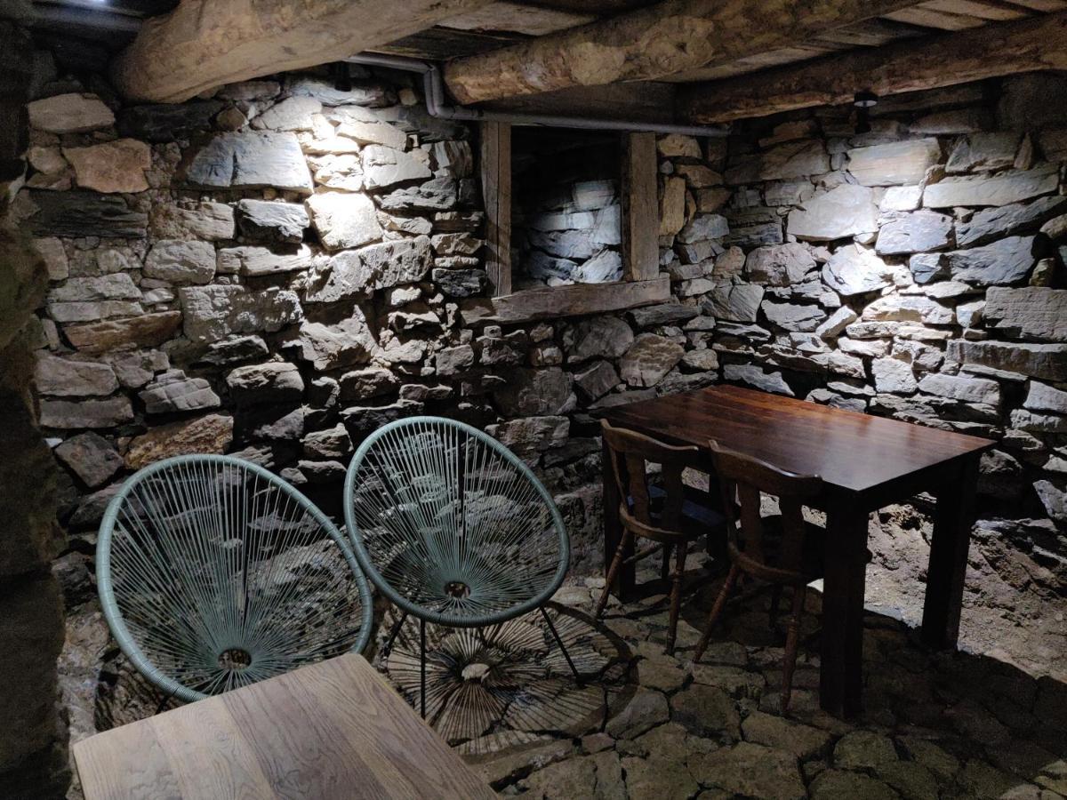 Casa Padureana - Log House From 1860 Villa Hunedoara Exterior foto